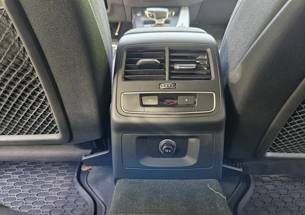 Audi A4 cena 128900 przebieg: 49000, rok produkcji 2020 z Błonie małe 407